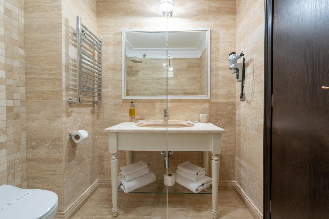 Hotel Gabriela 3*