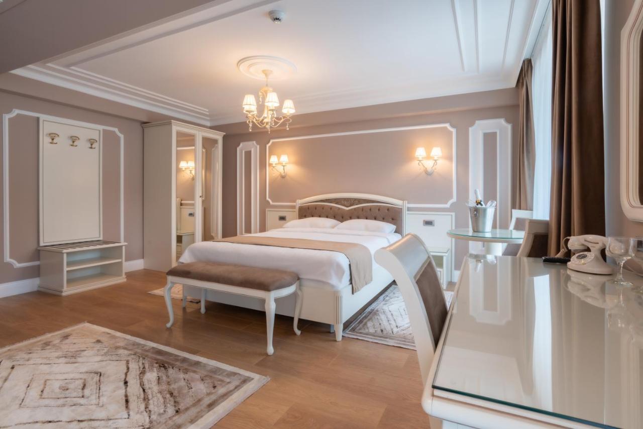 Gabriela Hotel