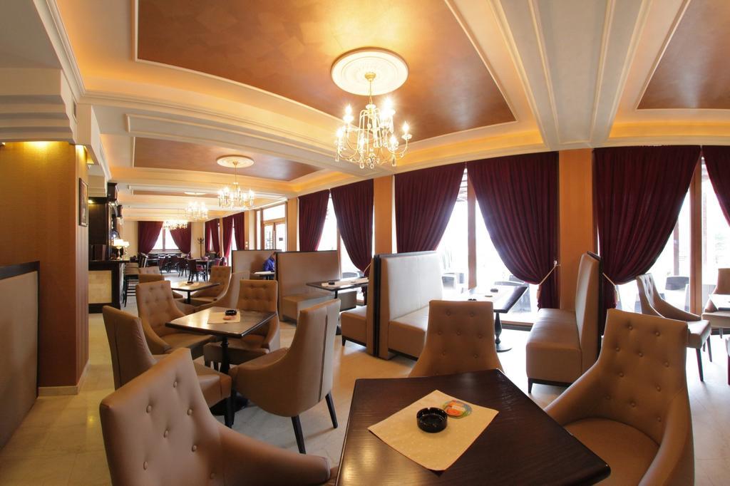 Gabriela Hotel