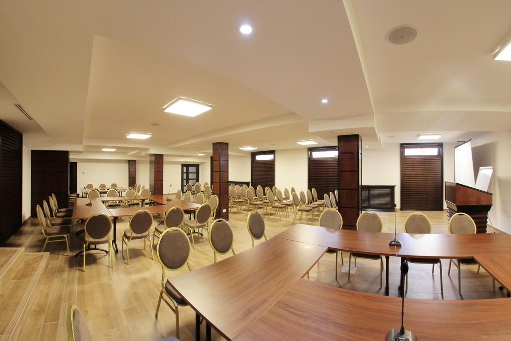 Gabriela Hotel