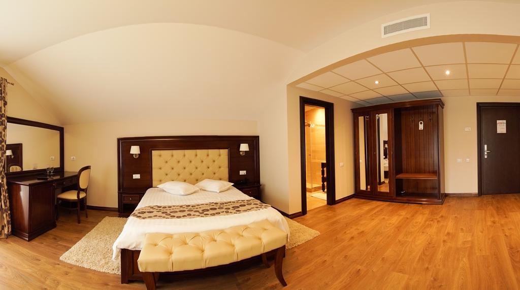 Gabriela Hotel